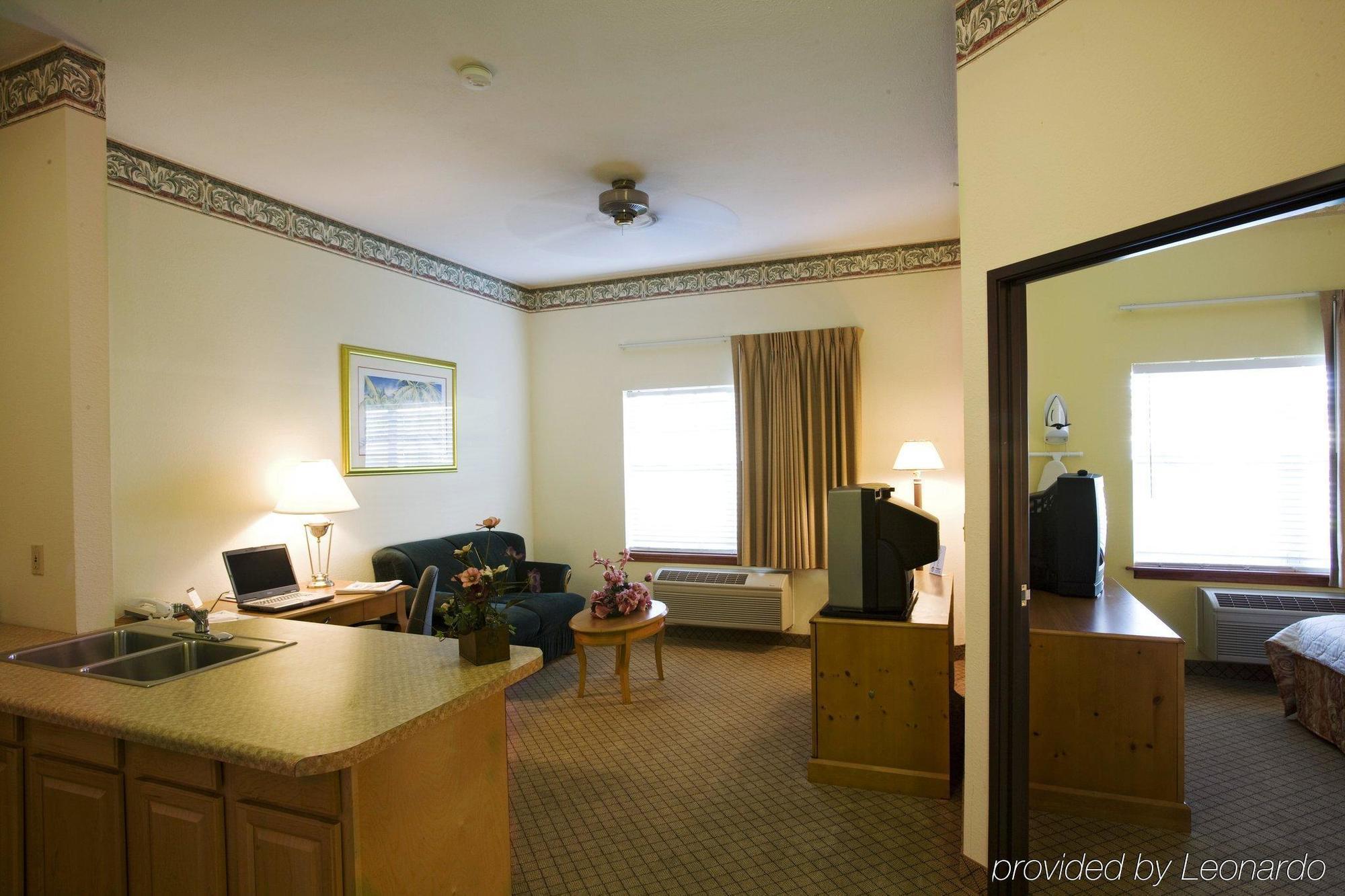 三河美洲最佳价值套房酒店 Three Rivers 客房 照片